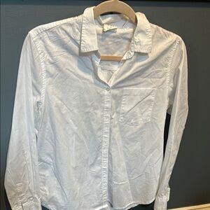 Gap Classic White Button-Up Shirt
